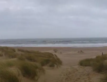 Family - Very Close To Sandy بيت للعطل غوري